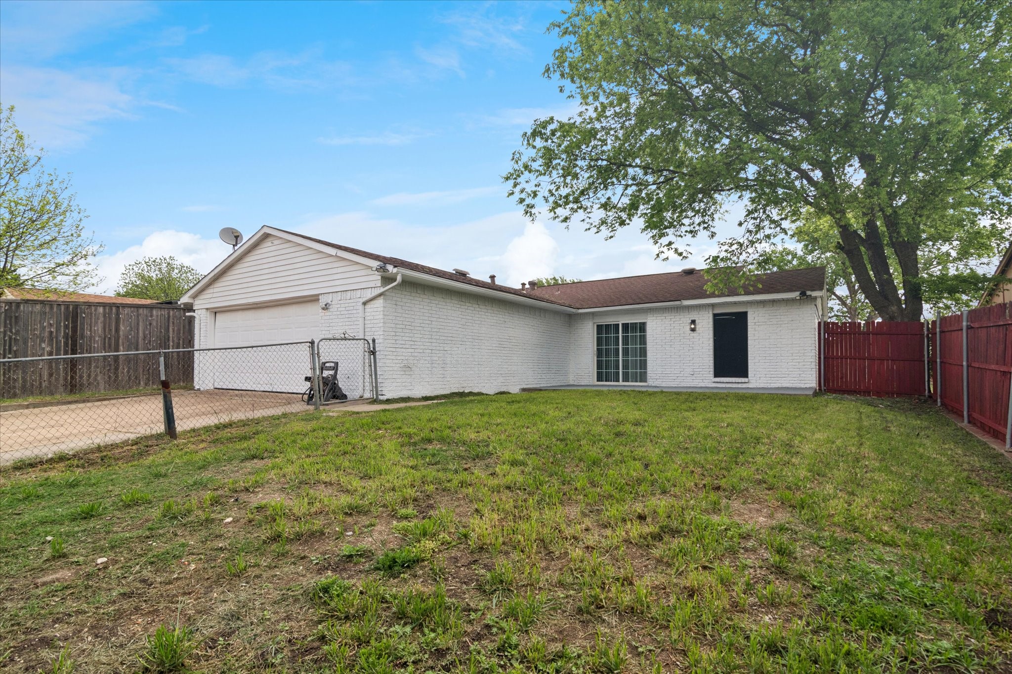 7426 Cloverglen Drive Dallas TX 75249