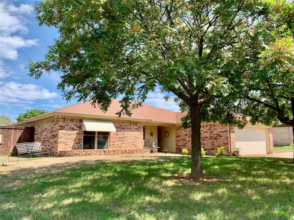 6003 Maple Springs Drive Arlington TX 76001