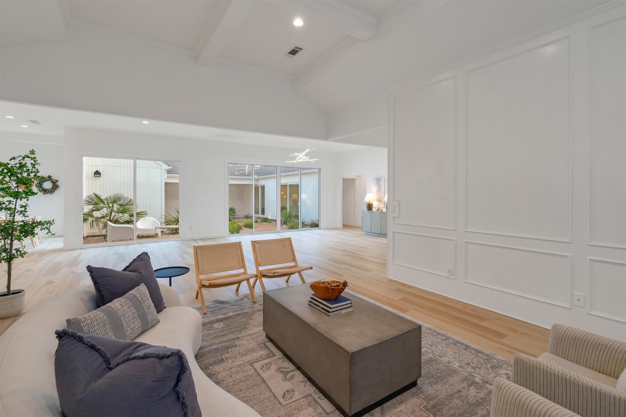 6608 Camille Avenue Dallas TX 75252