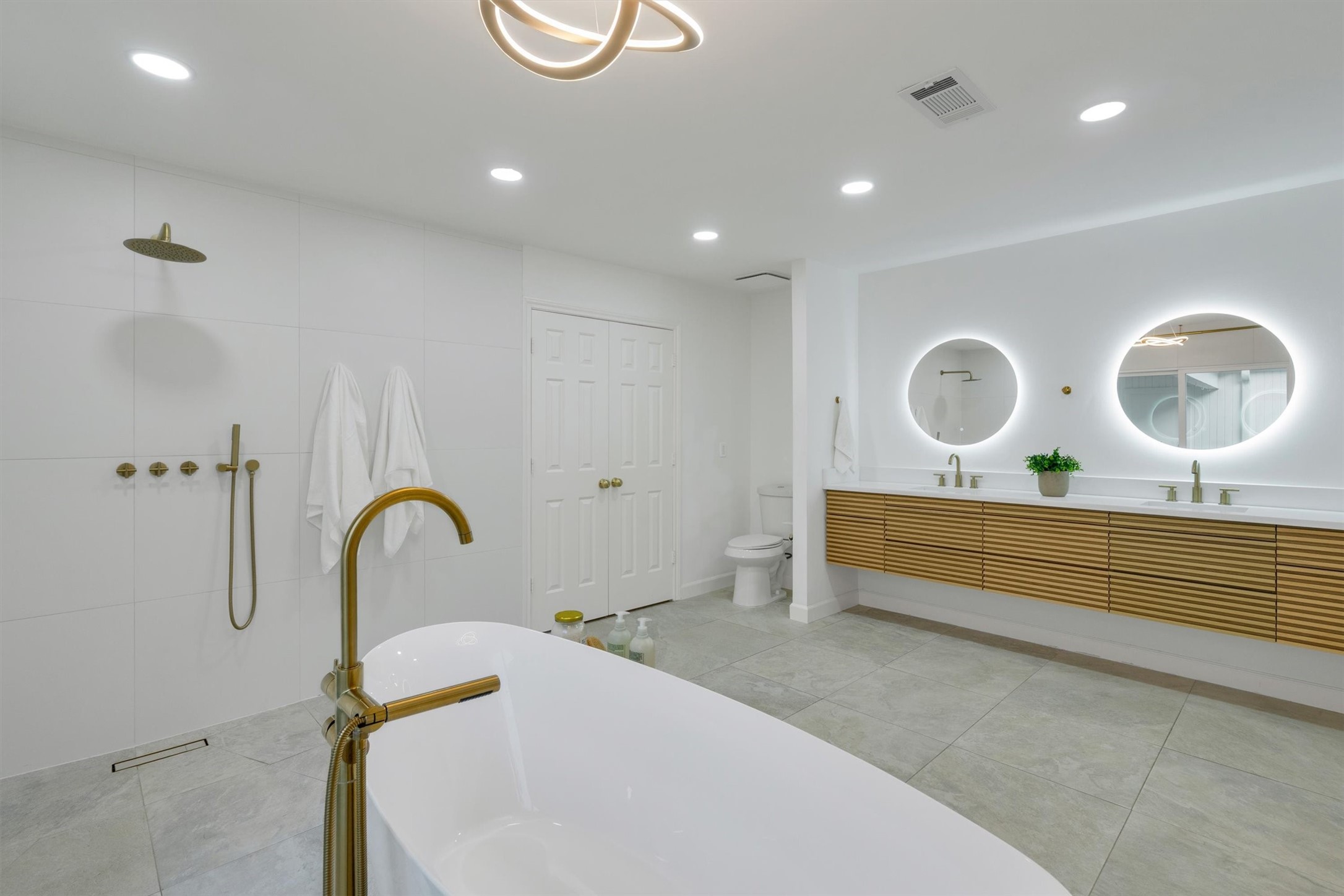 6608 Camille Avenue Dallas TX 75252
