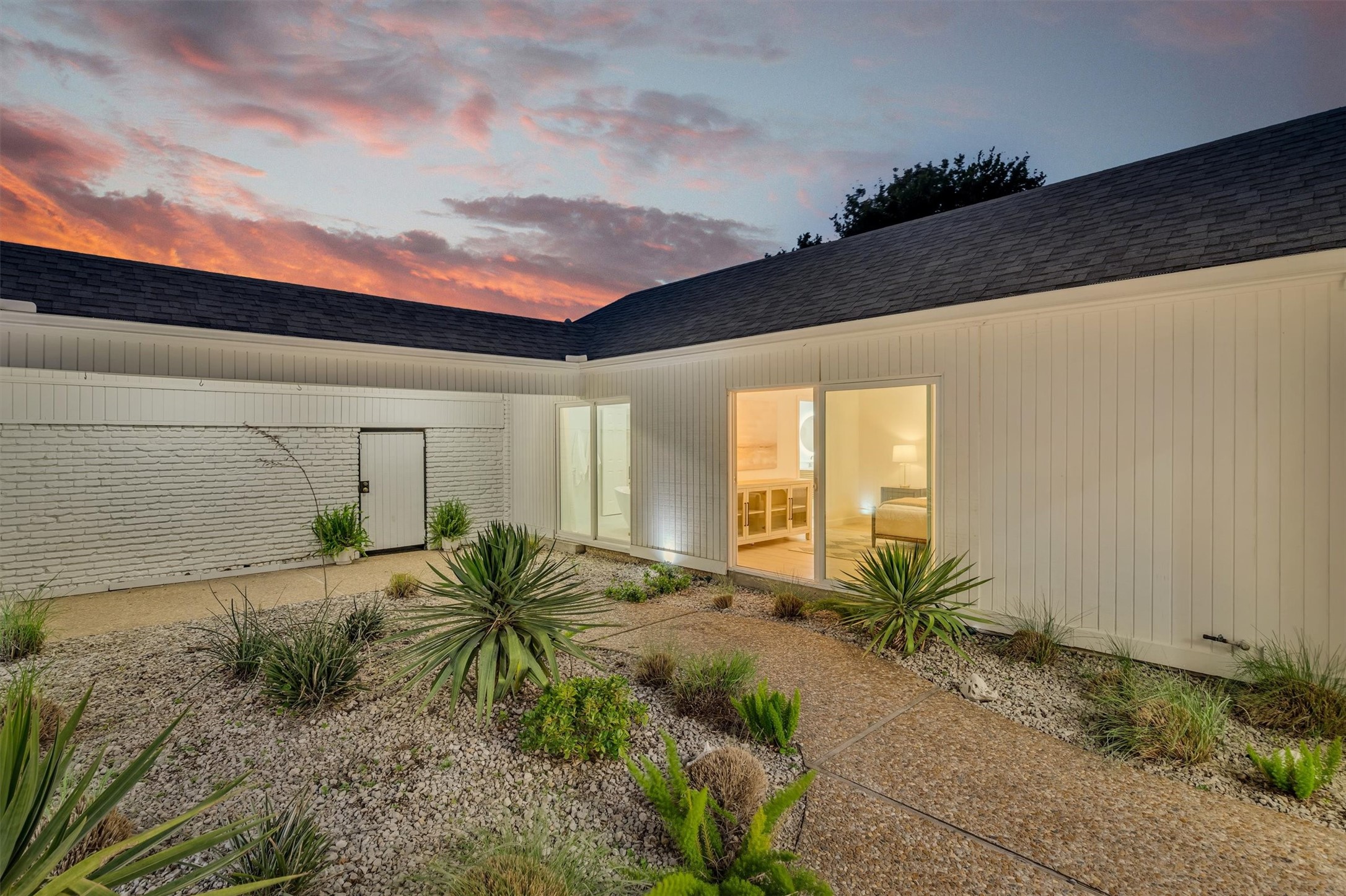 6608 Camille Avenue Dallas TX 75252