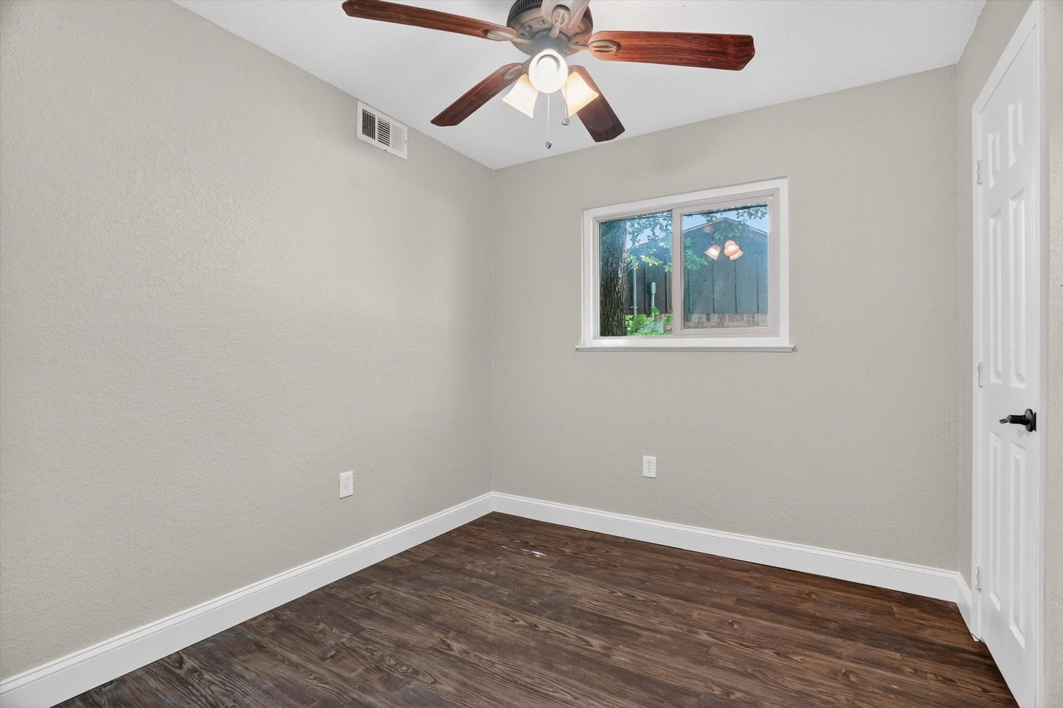 102 Live Oak Lane Weatherford TX 76086