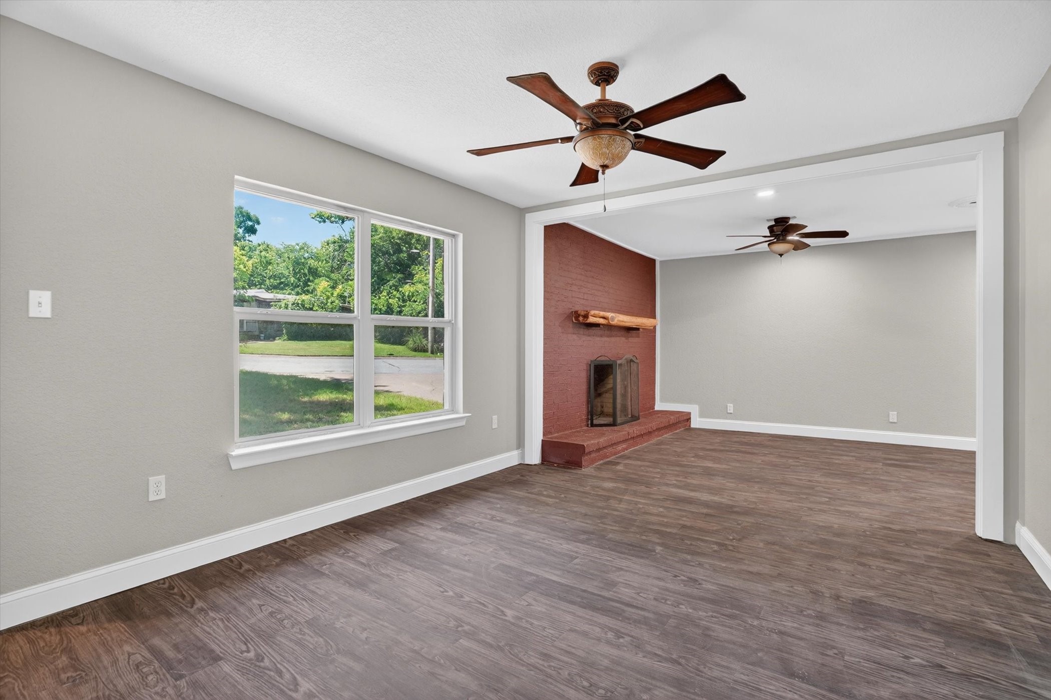 102 Live Oak Lane Weatherford TX 76086