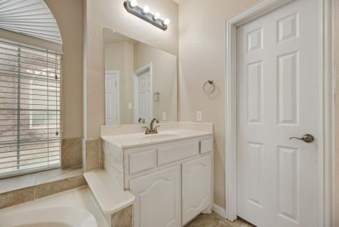 1404 Ashby Drive Lewisville TX 75067