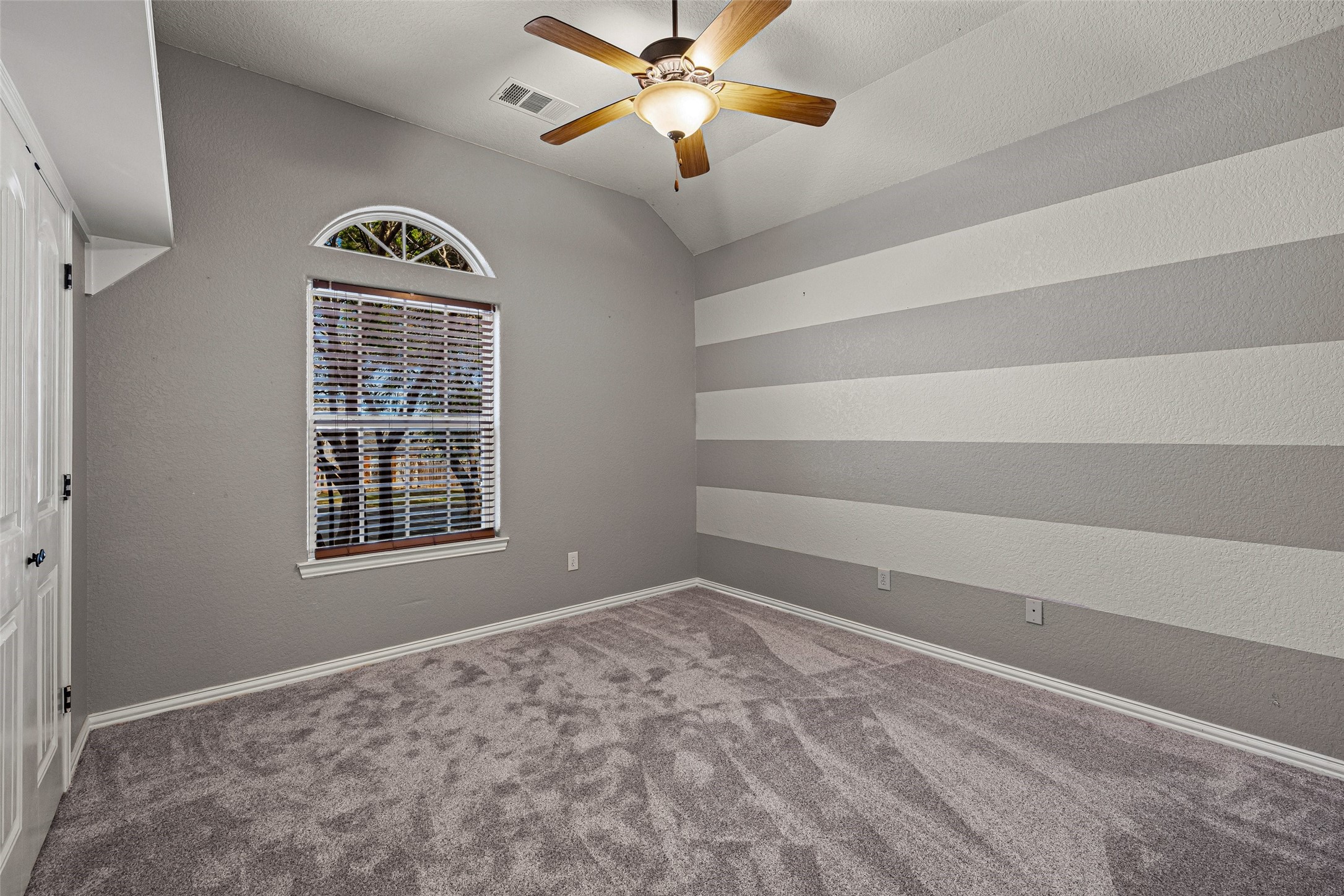 2914 San Gabriel Drive Granbury TX 76048