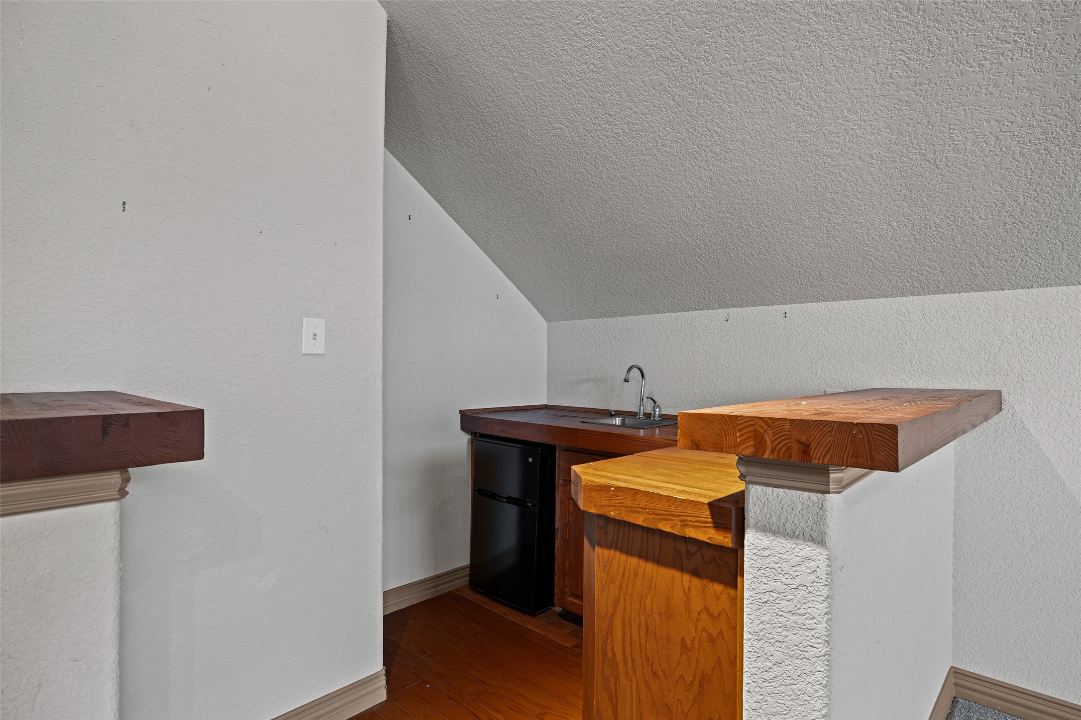 2914 San Gabriel Drive Granbury TX 76048