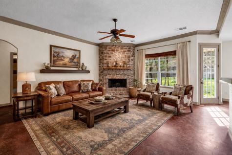 2914 San Gabriel Drive Granbury TX 76048