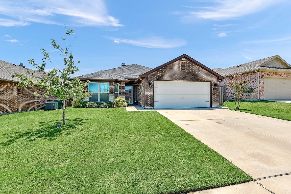 3412 Hanan Street Sherman TX 75092