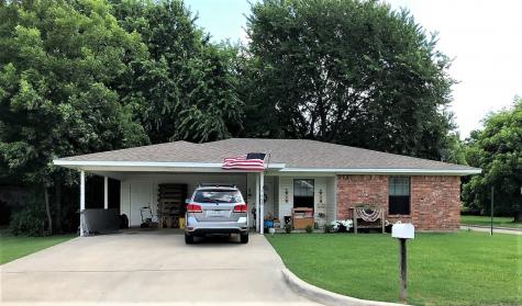 402 N Taylor Street Gainesville TX 76240