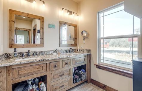 670 Loggins Trail Poolville TX 76487
