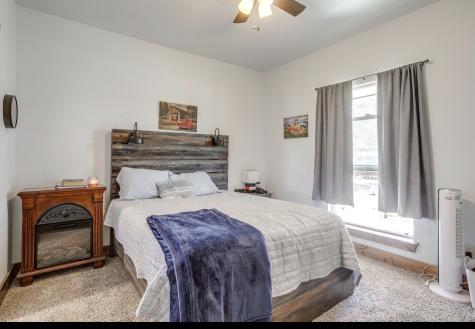 670 Loggins Trail Poolville TX 76487