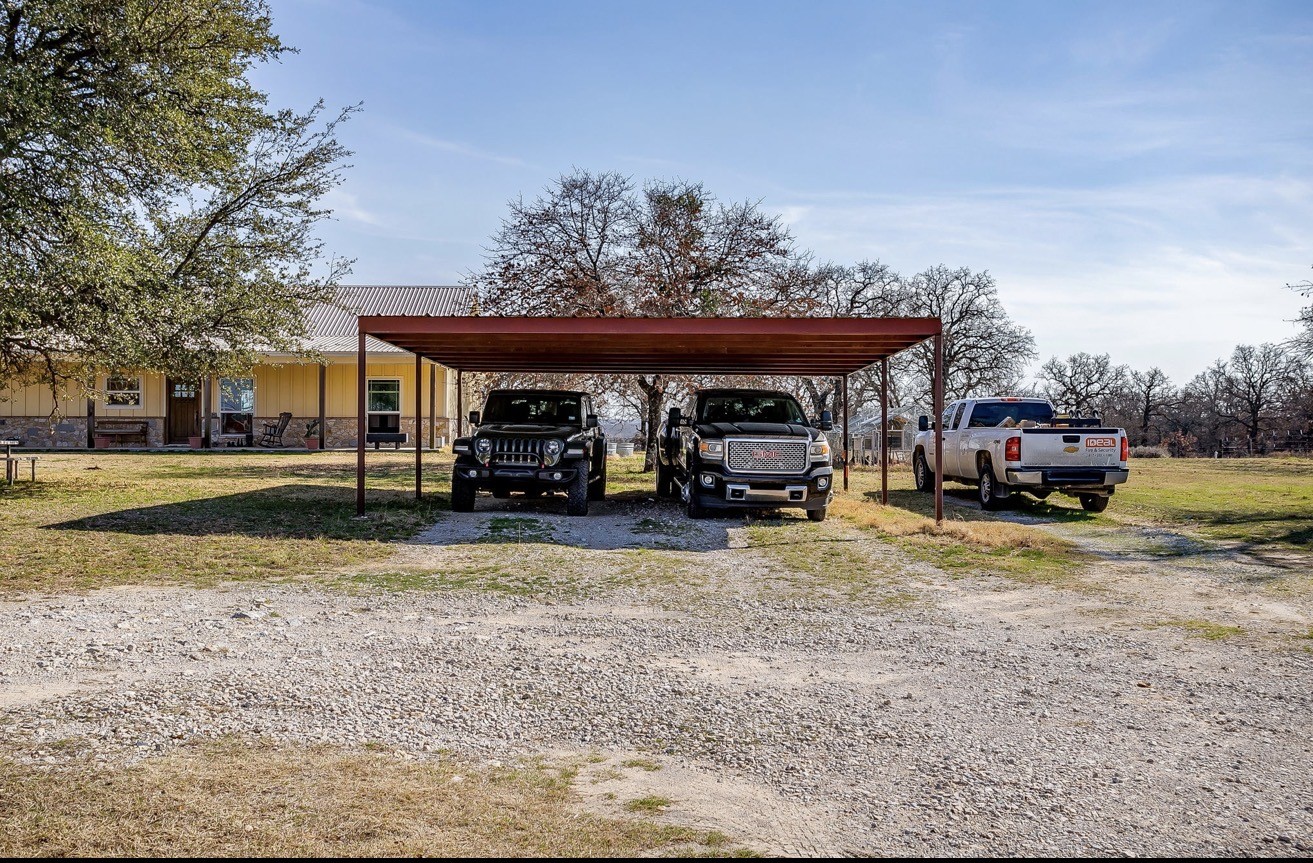 670 Loggins Trail Poolville TX 76487