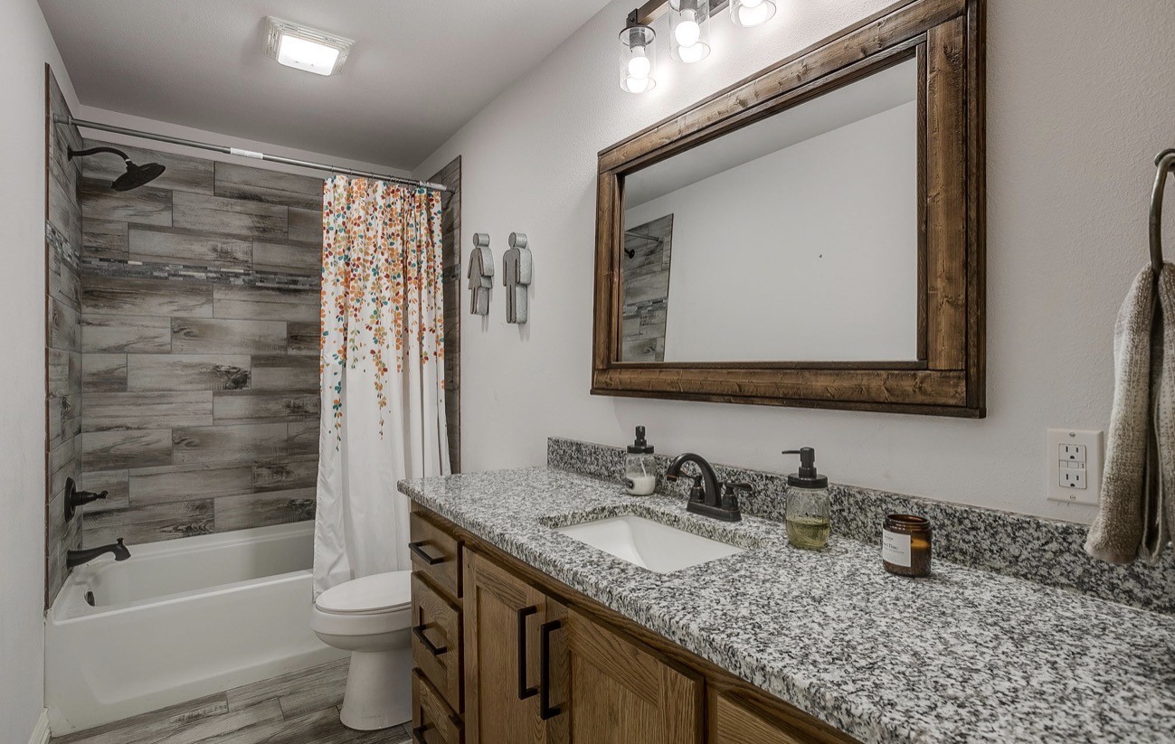 670 Loggins Trail Poolville TX 76487