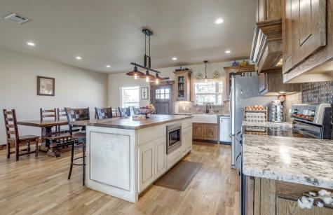 670 Loggins Trail Poolville TX 76487
