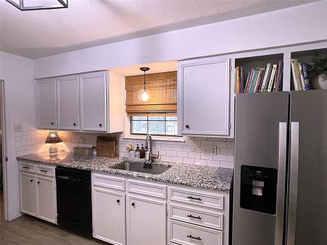 1105 La Villeta Street Mexia TX 76667