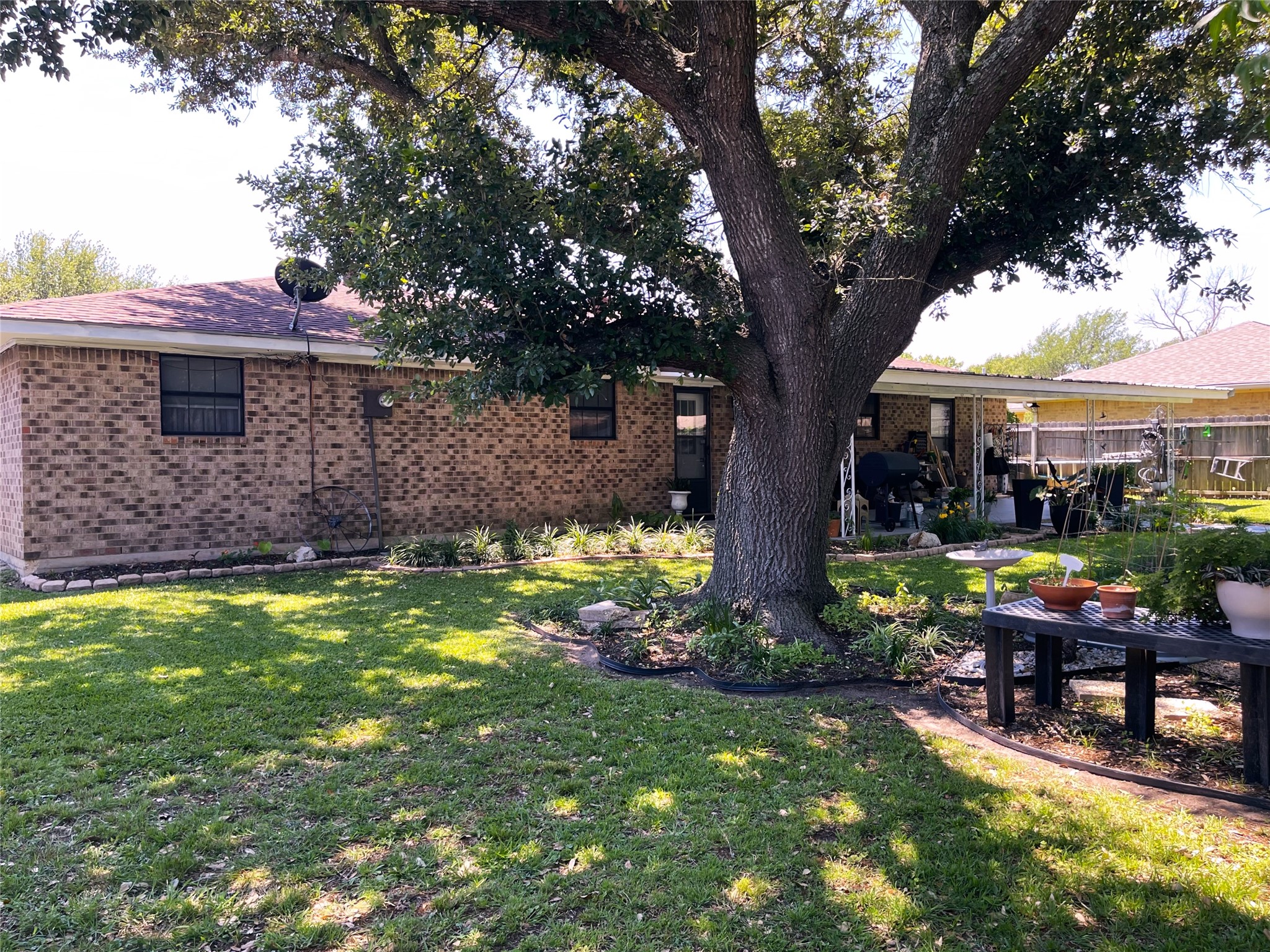 1105 La Villeta Street Mexia TX 76667