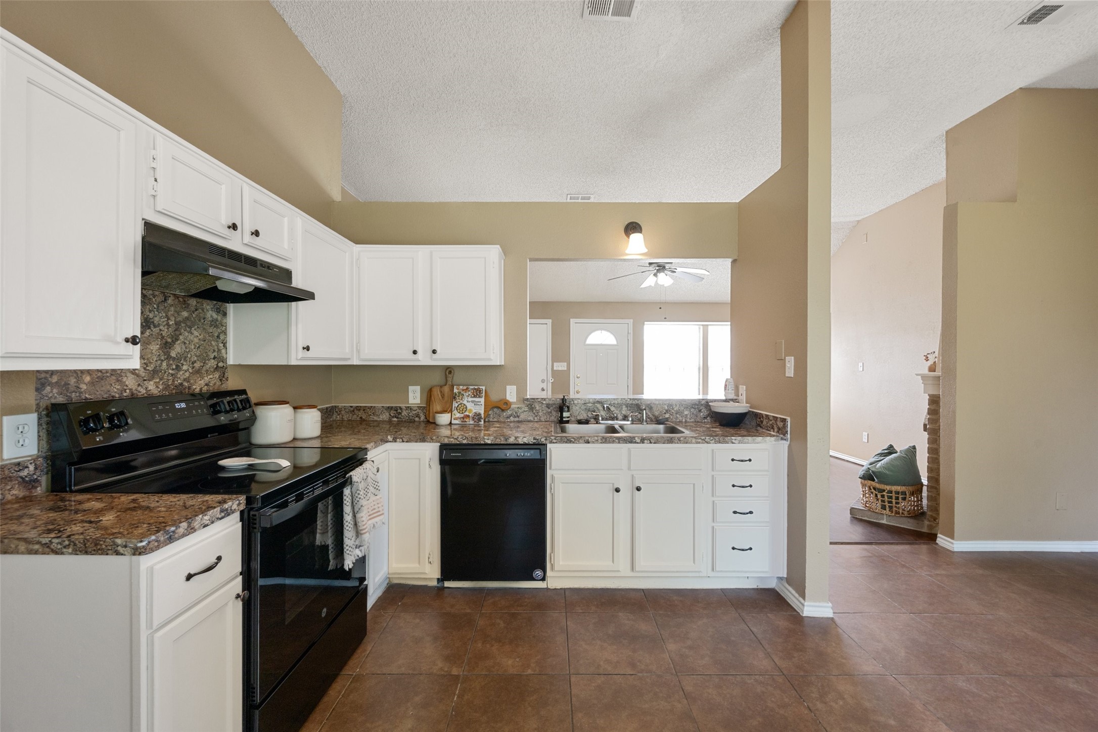 4756 Hollow Tree Drive Arlington TX 76018