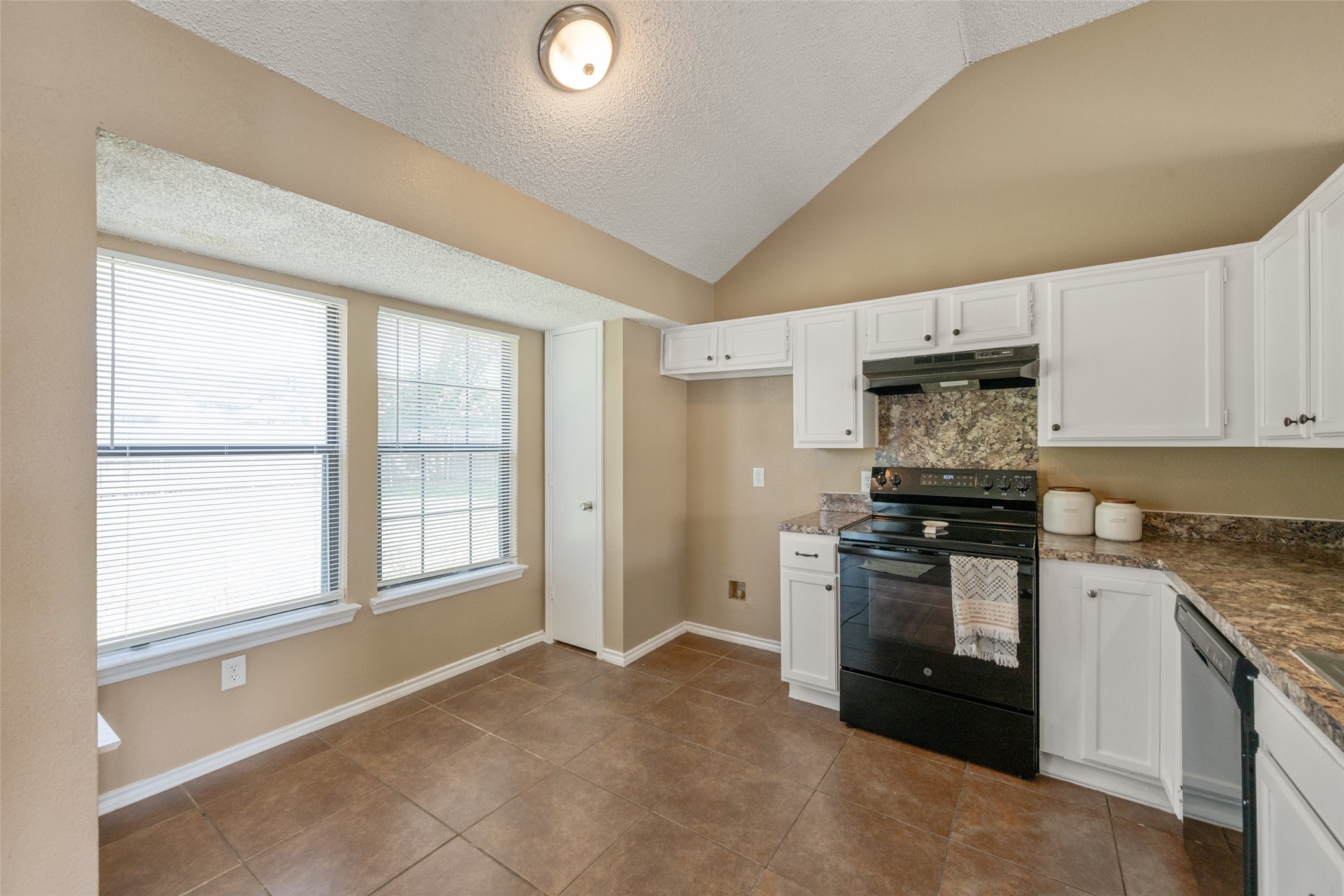 4756 Hollow Tree Drive Arlington TX 76018