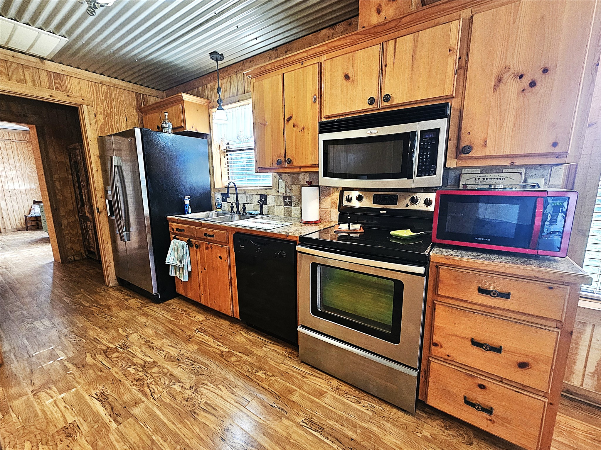 414 Lcr 763 Groesbeck TX 76642