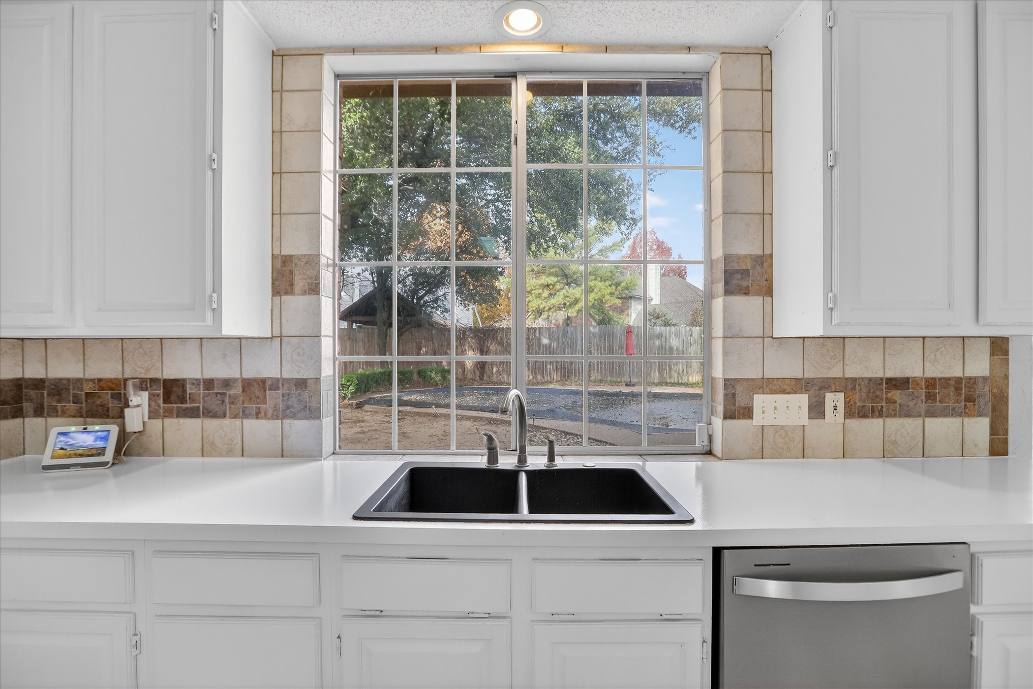 6114 Pinwood Circle Arlington TX 76001