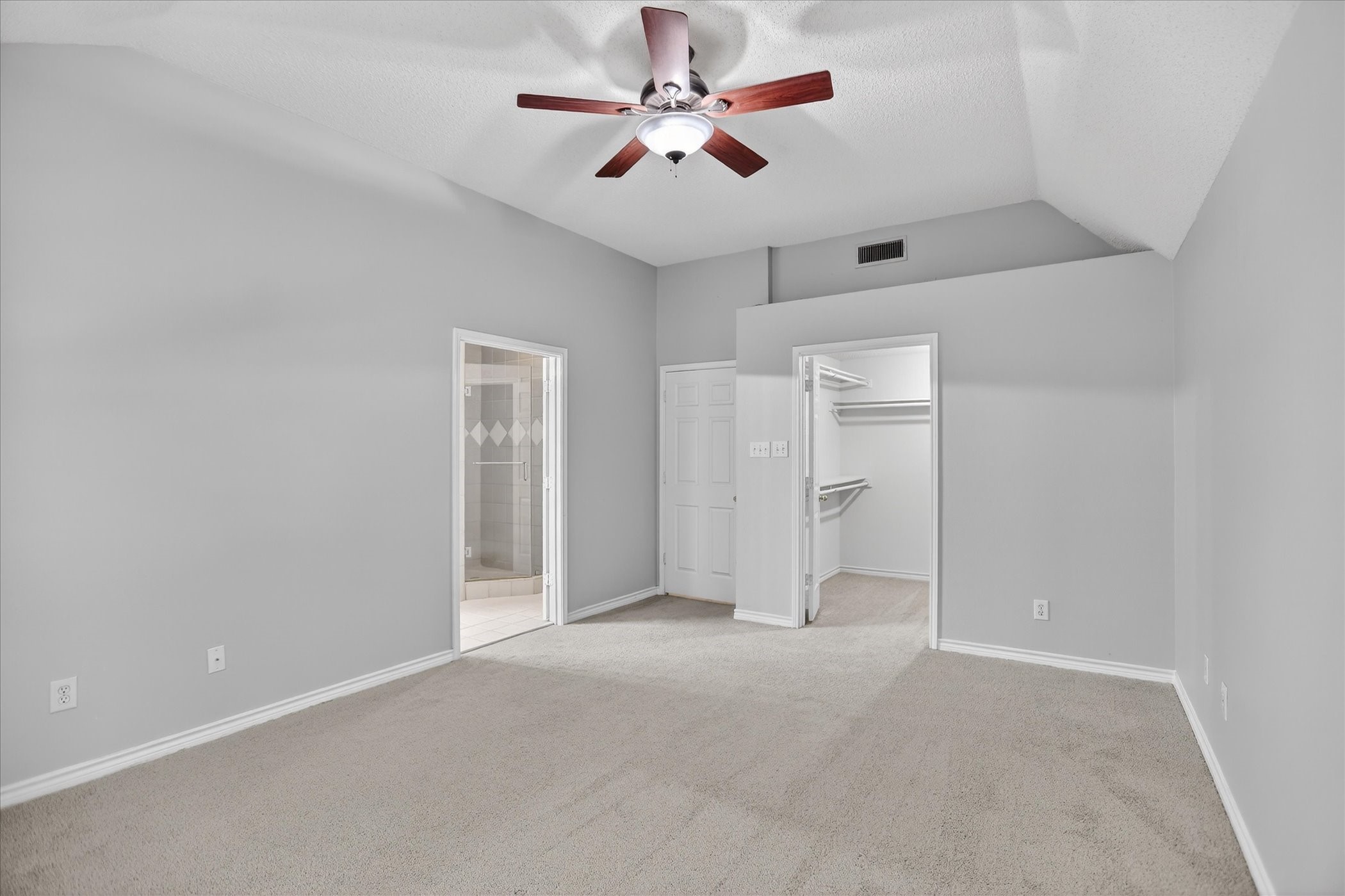 6114 Pinwood Circle Arlington TX 76001