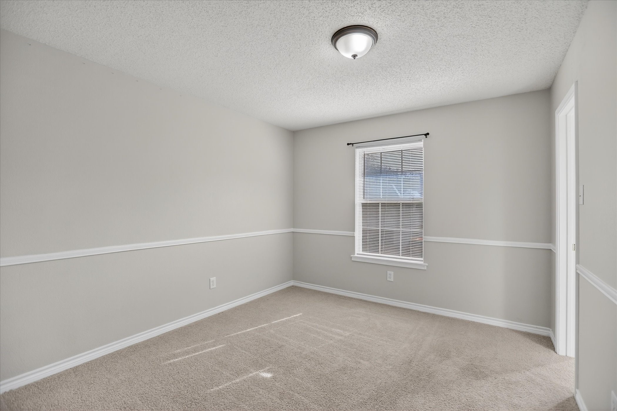 6114 Pinwood Circle Arlington TX 76001