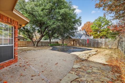 6114 Pinwood Circle Arlington TX 76001