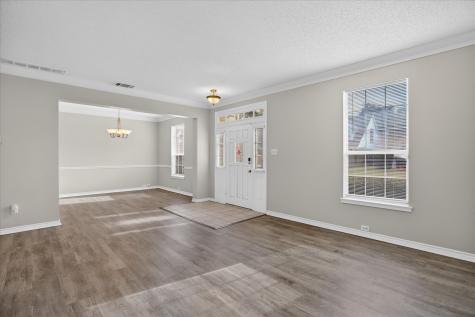 6114 Pinwood Circle Arlington TX 76001