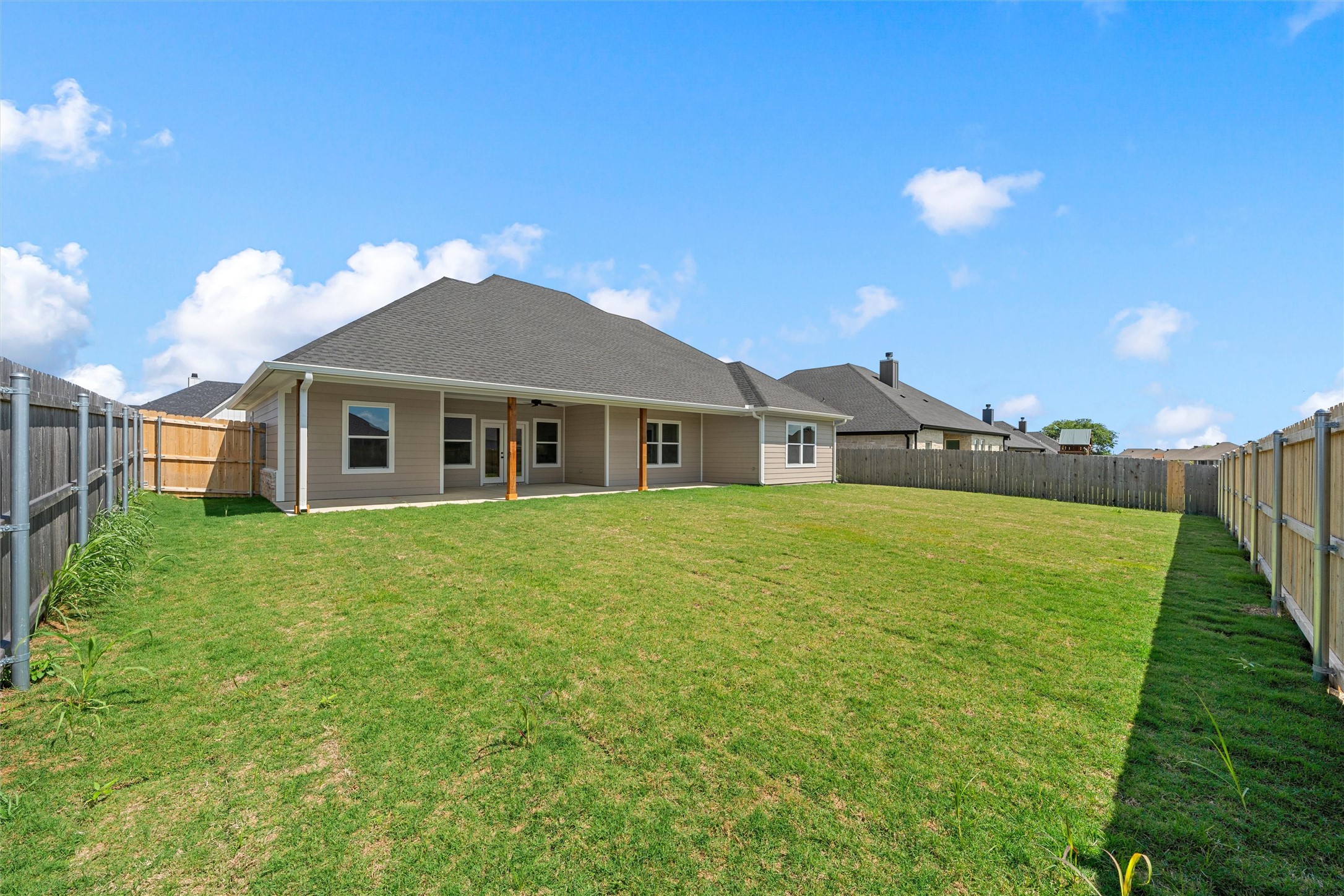 929 Northern Dancer Drive Hewitt TX 76643
