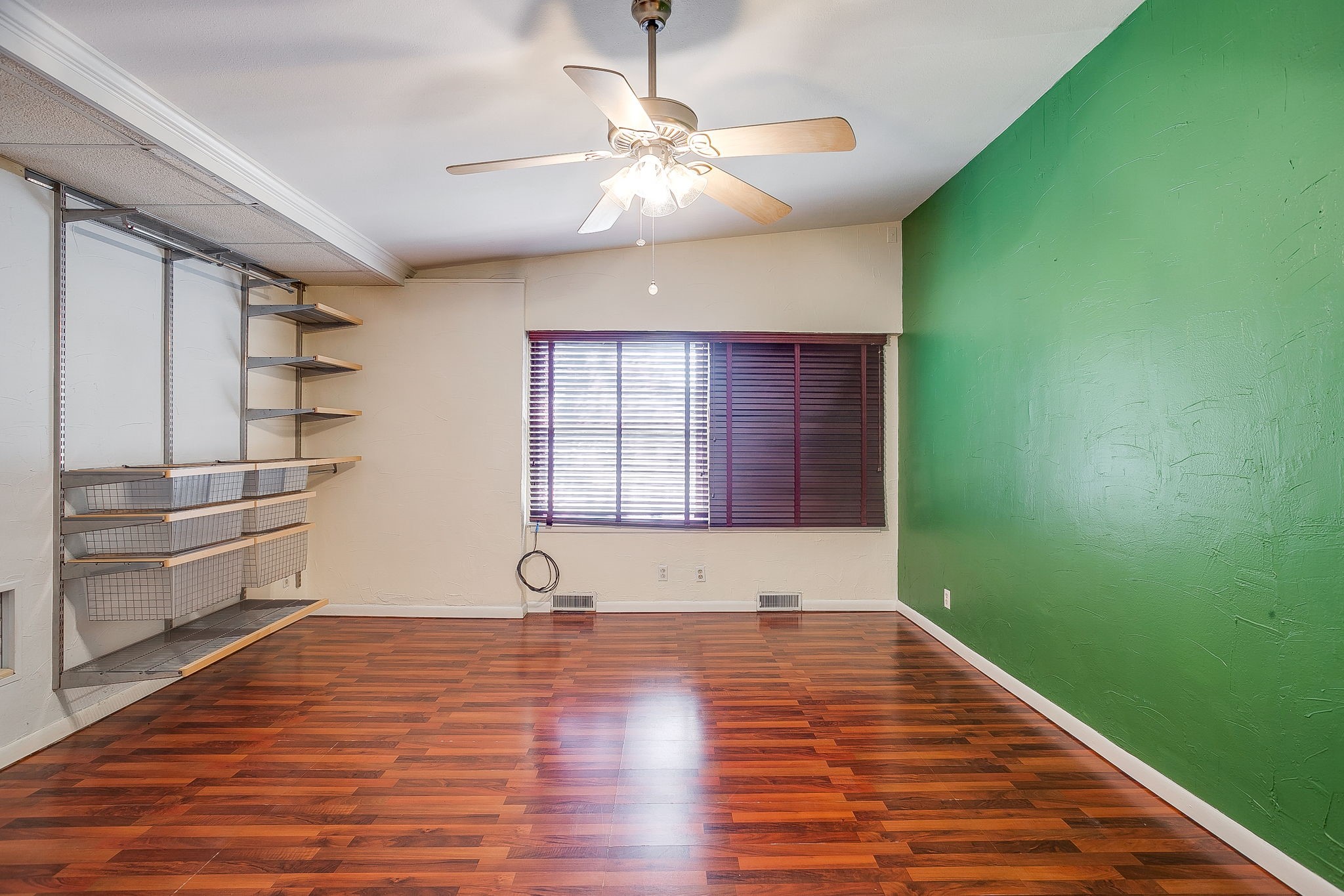 1100 Mockingbird Lane Arlington TX 76013