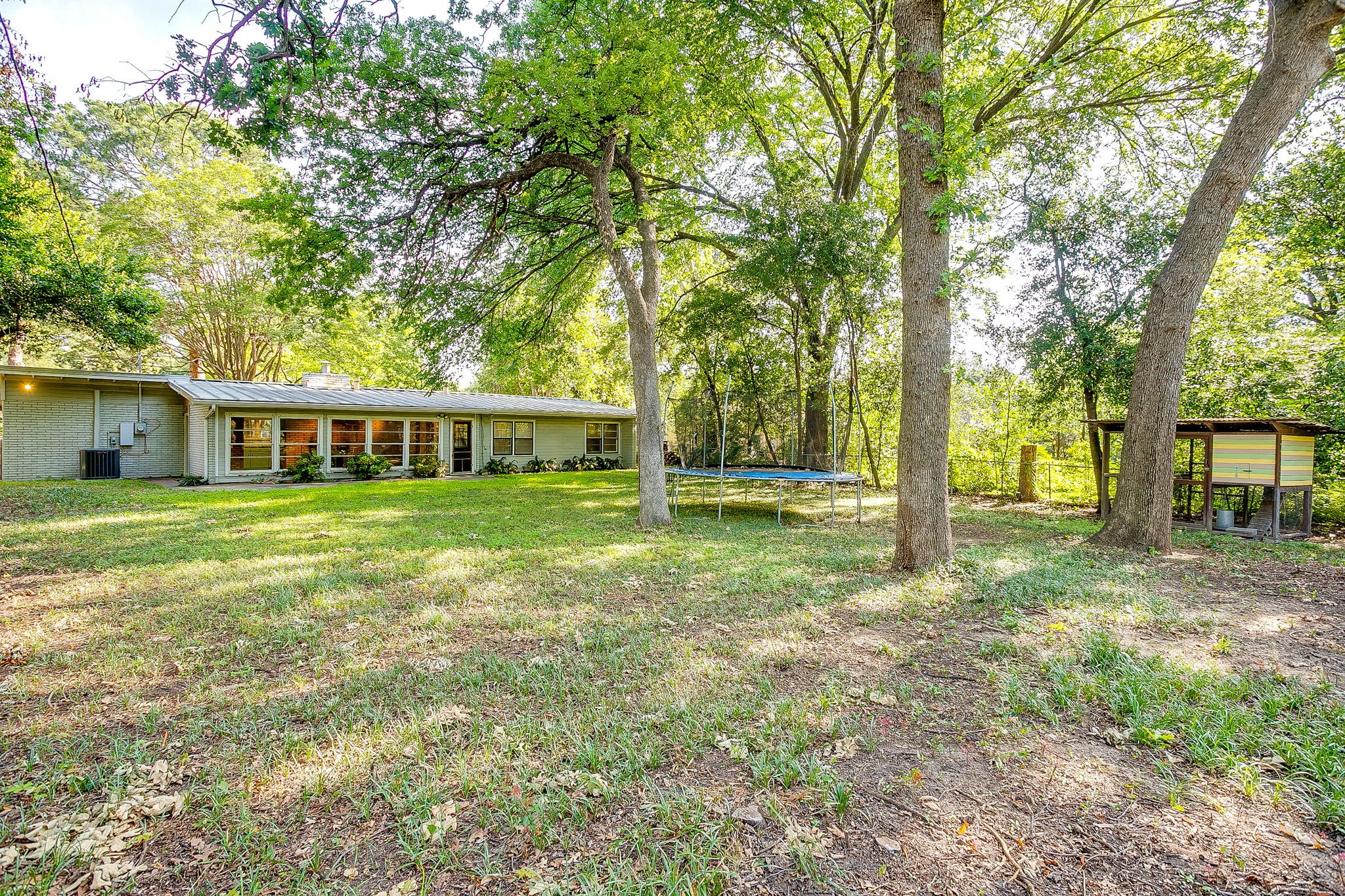 1100 Mockingbird Lane Arlington TX 76013