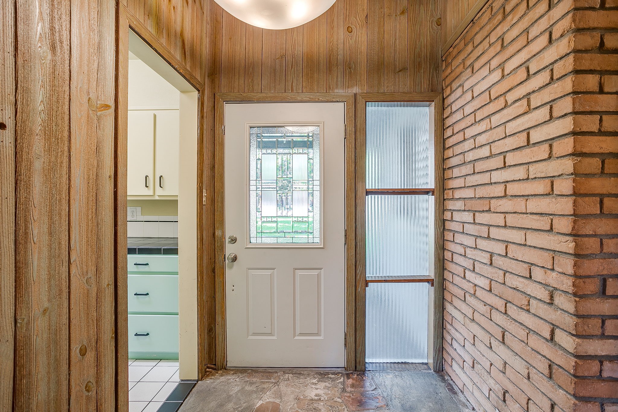 1100 Mockingbird Lane Arlington TX 76013