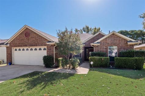132 Hedgerow Lane Lewisville TX 75057