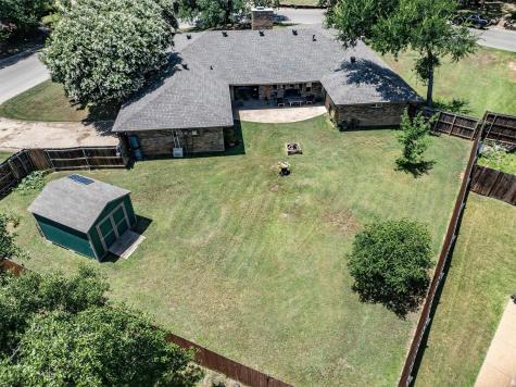 2016 Pembrooke Place Denton TX 76205
