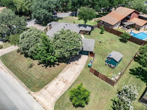 2016 Pembrooke Place Denton TX 76205