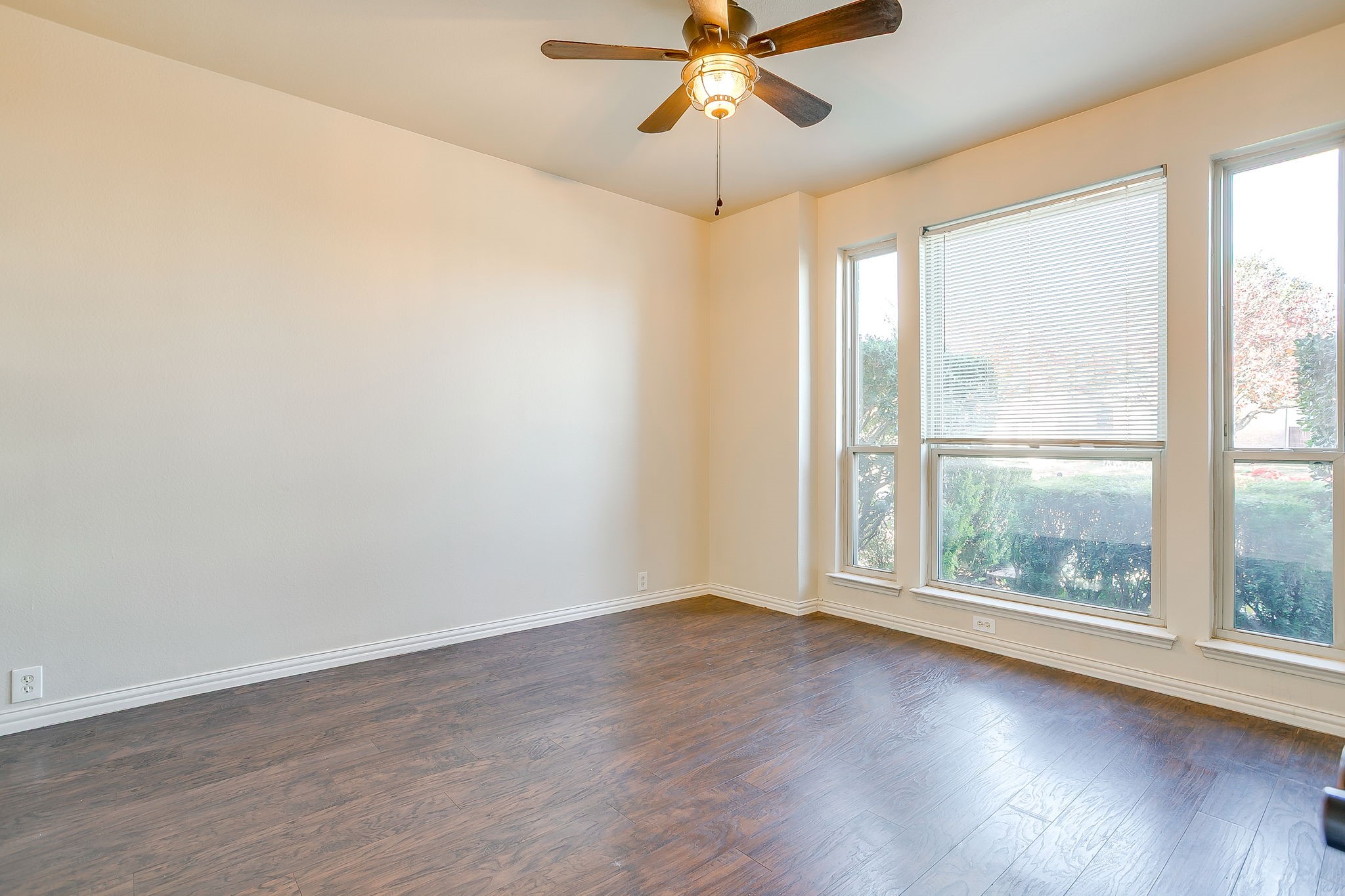 4812 Parkmount Drive Fort Worth TX 76137