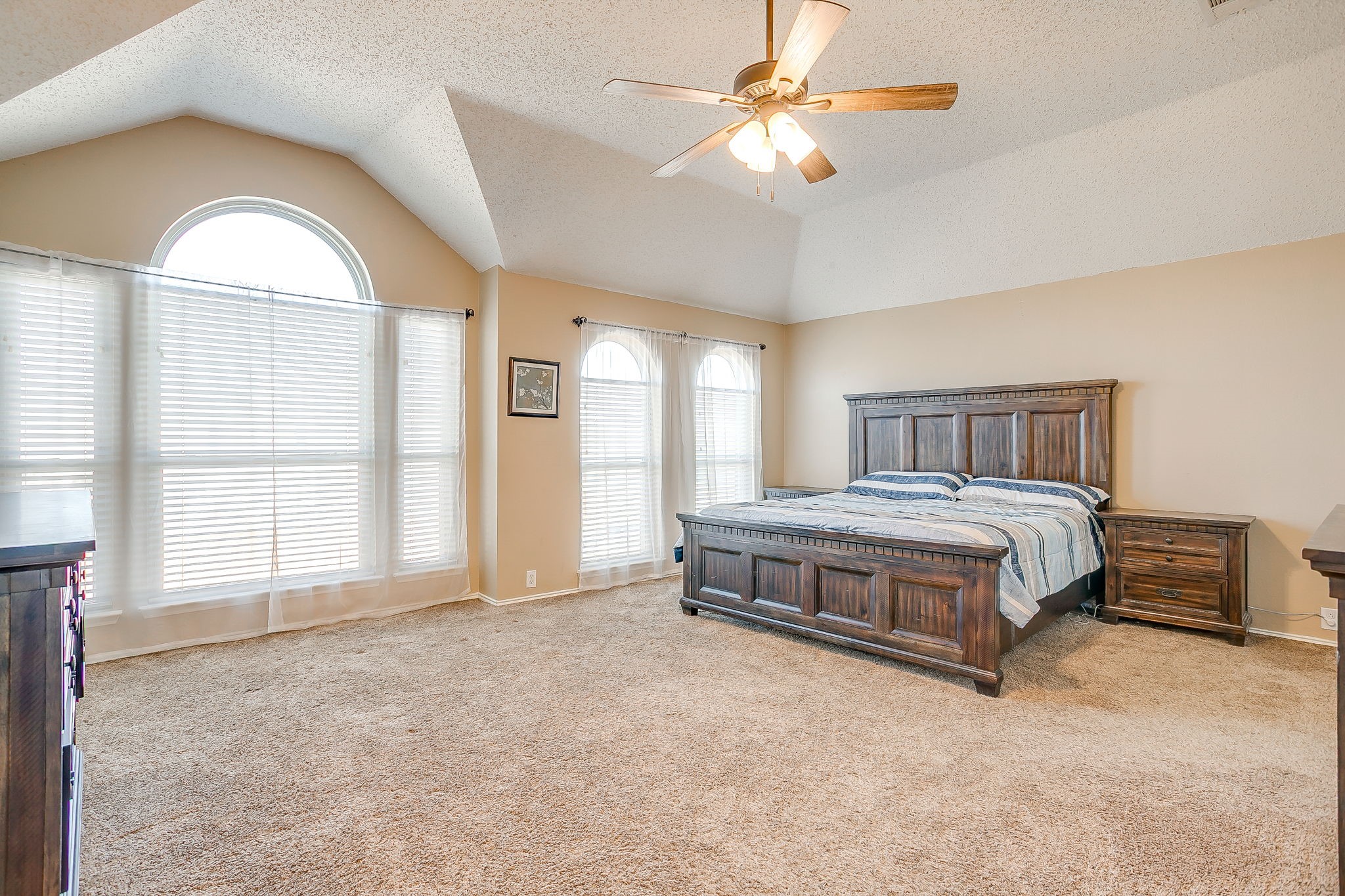 4812 Parkmount Drive Fort Worth TX 76137