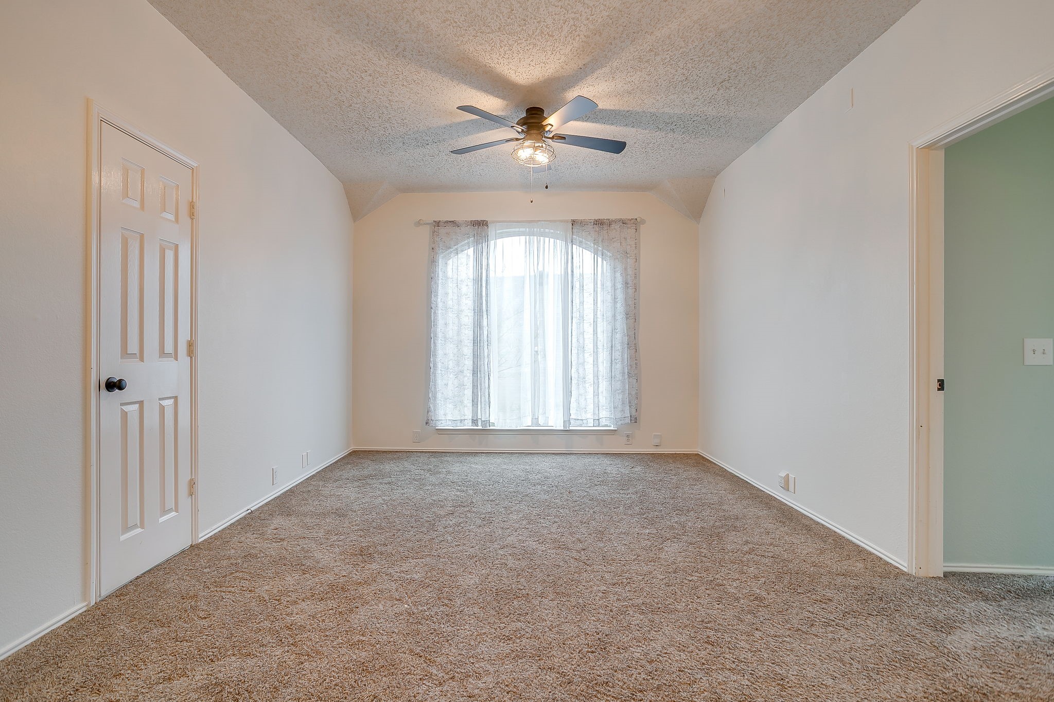 4812 Parkmount Drive Fort Worth TX 76137