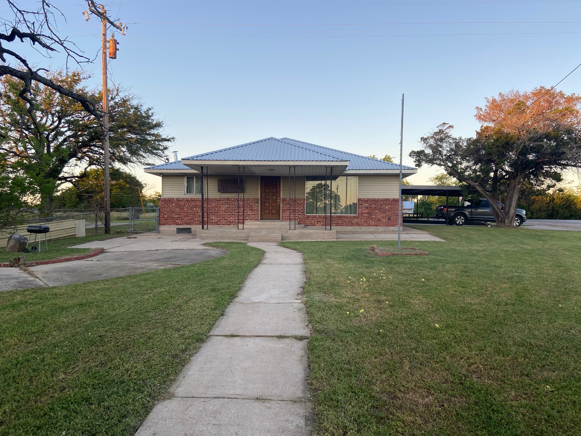104 County Road 1296 Morgan TX 76671