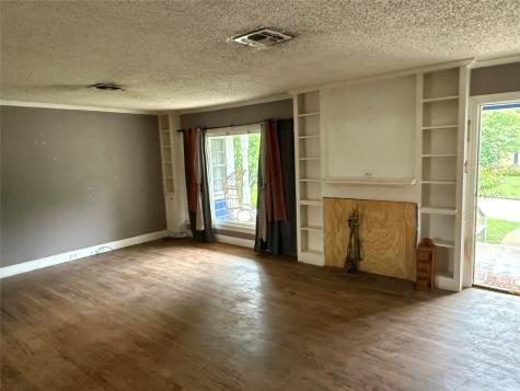 709 Highland Drive Palestine TX 75801