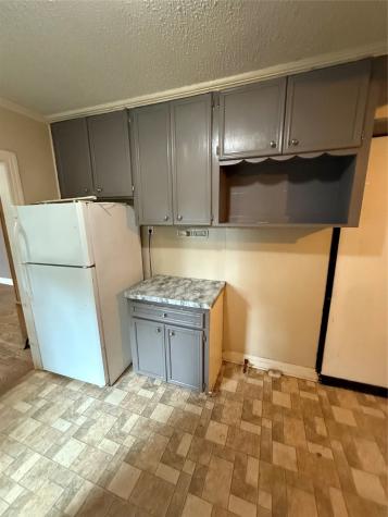 709 Highland Drive Palestine TX 75801