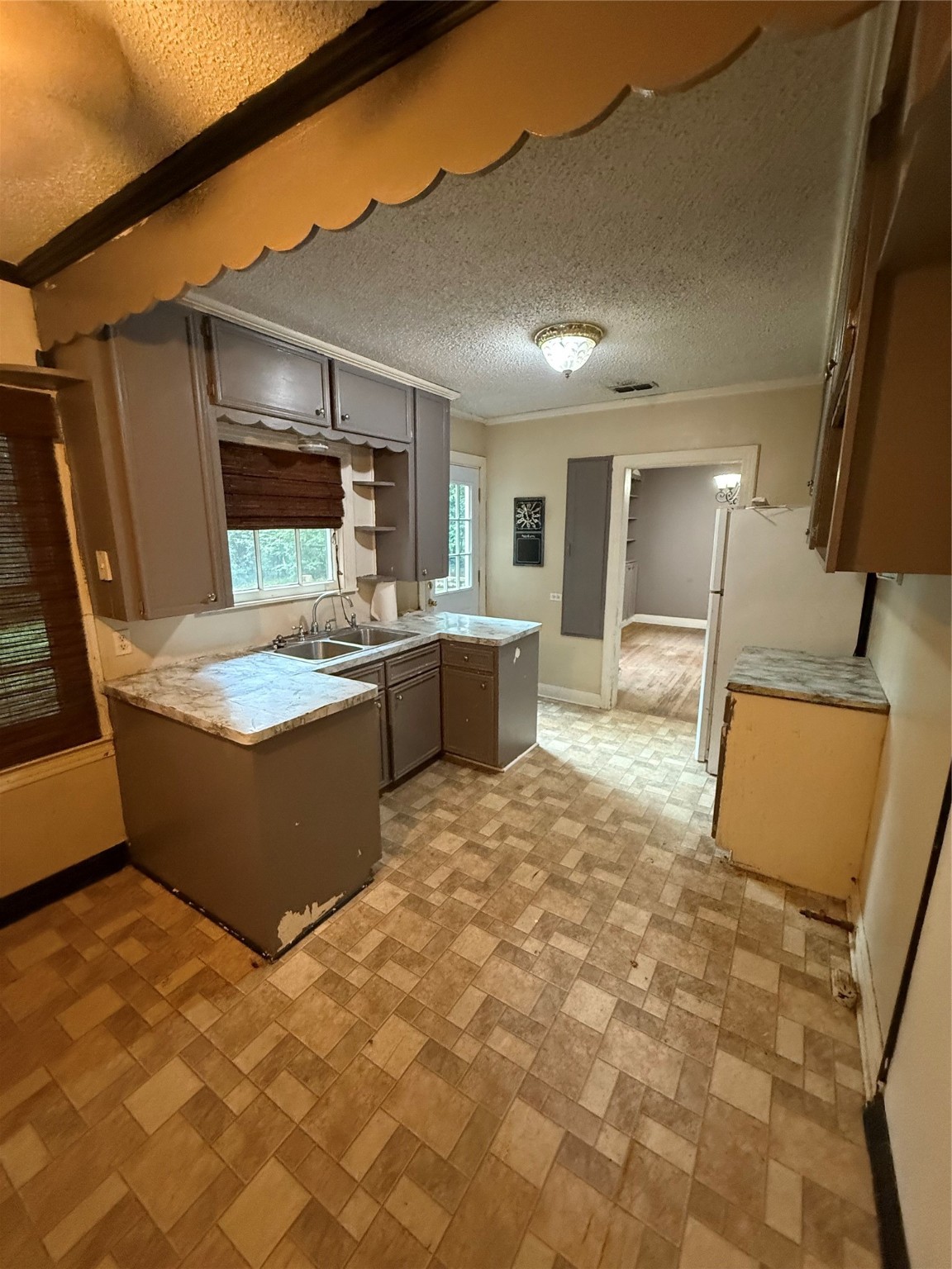 709 Highland Drive Palestine TX 75801