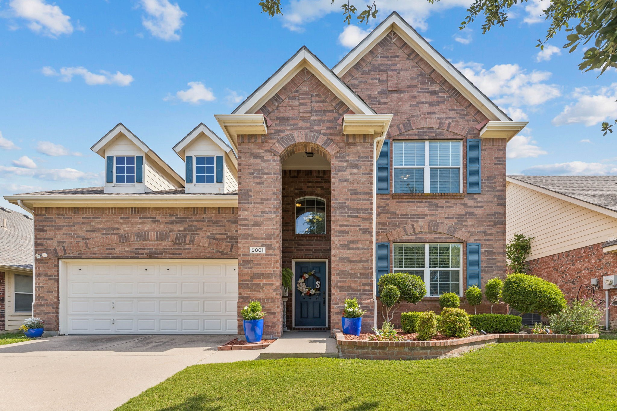 5801 Meadowglen Drive Denton TX 76226