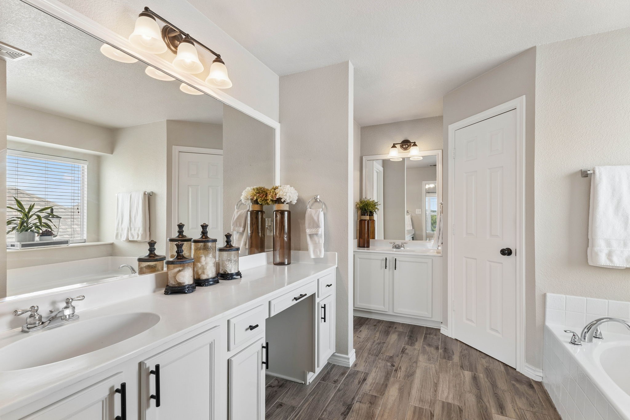 5801 Meadowglen Drive Denton TX 76226