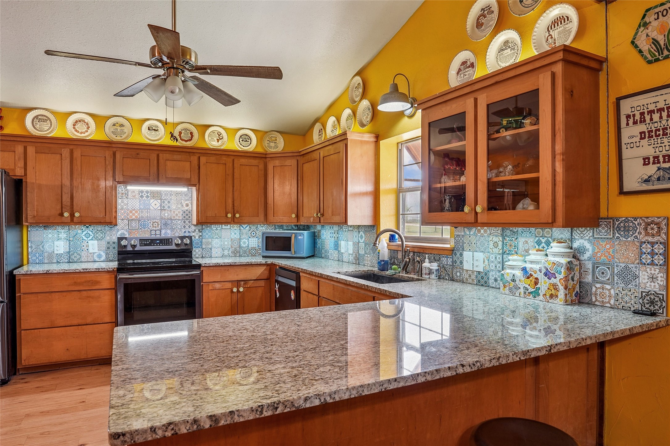 1406 N Johnson Loop Montague TX 76251