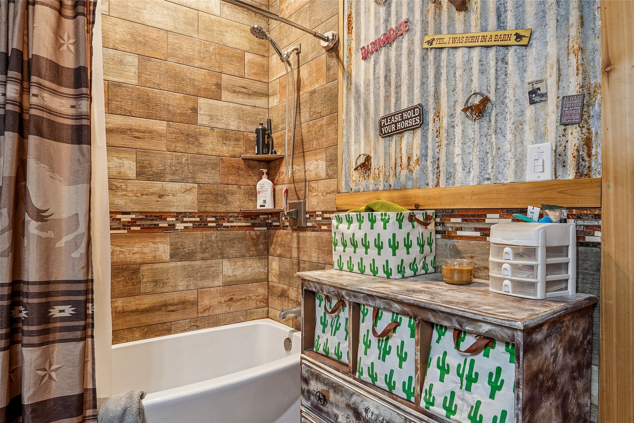 1406 N Johnson Loop Montague TX 76251