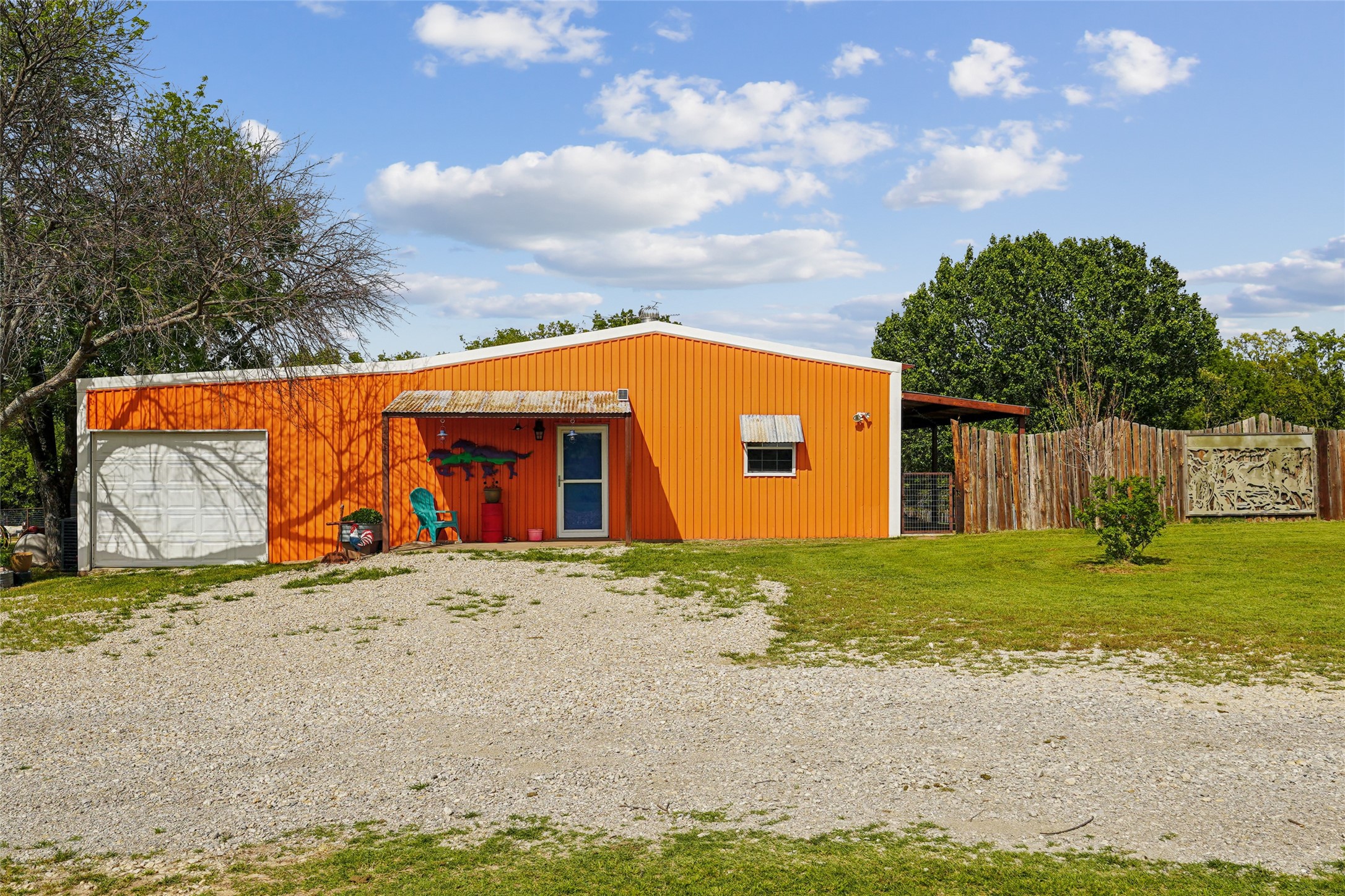 1406 N Johnson Loop Montague TX 76251