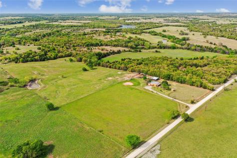 1406 N Johnson Loop Montague TX 76251