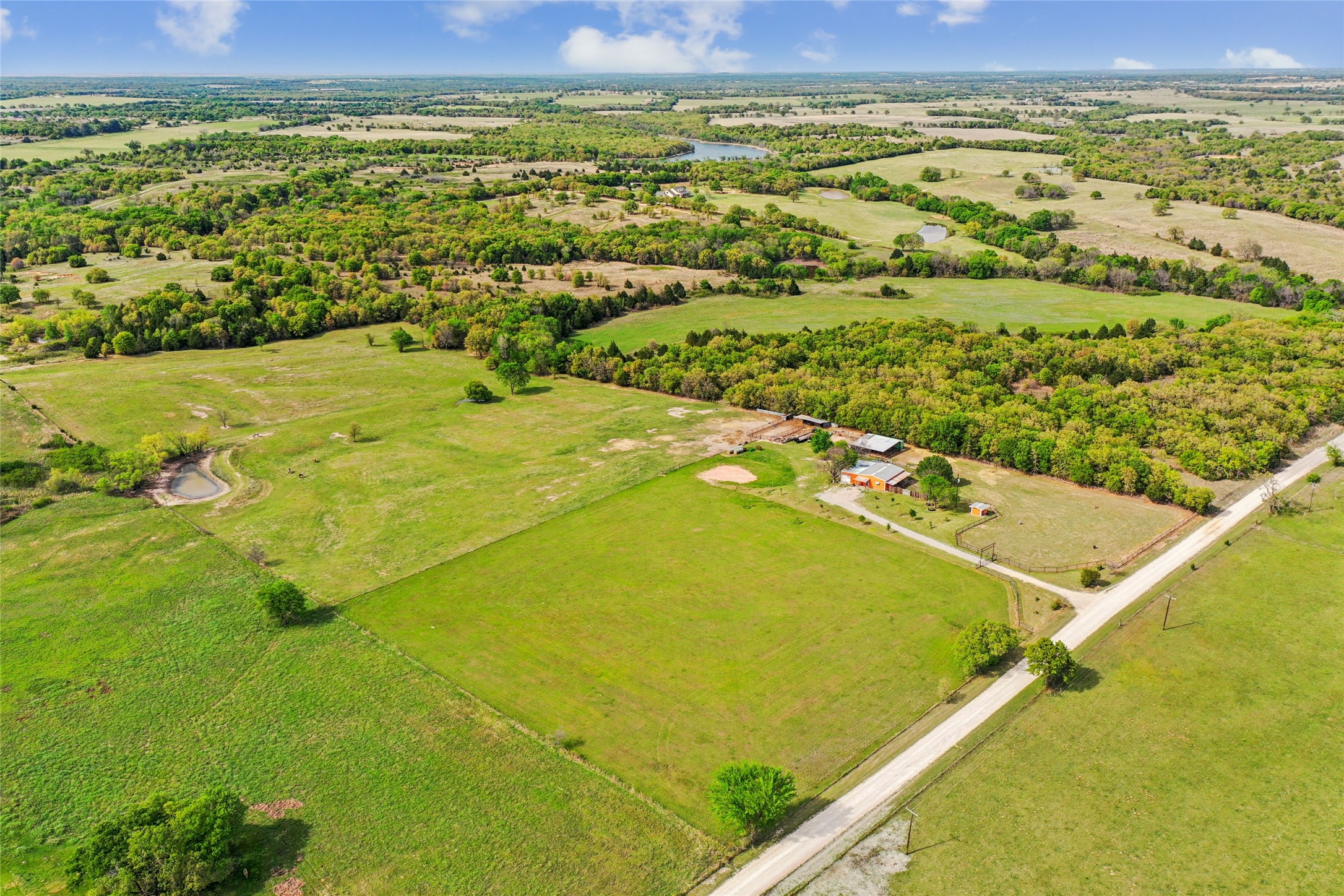 1406 N Johnson Loop Montague TX 76251