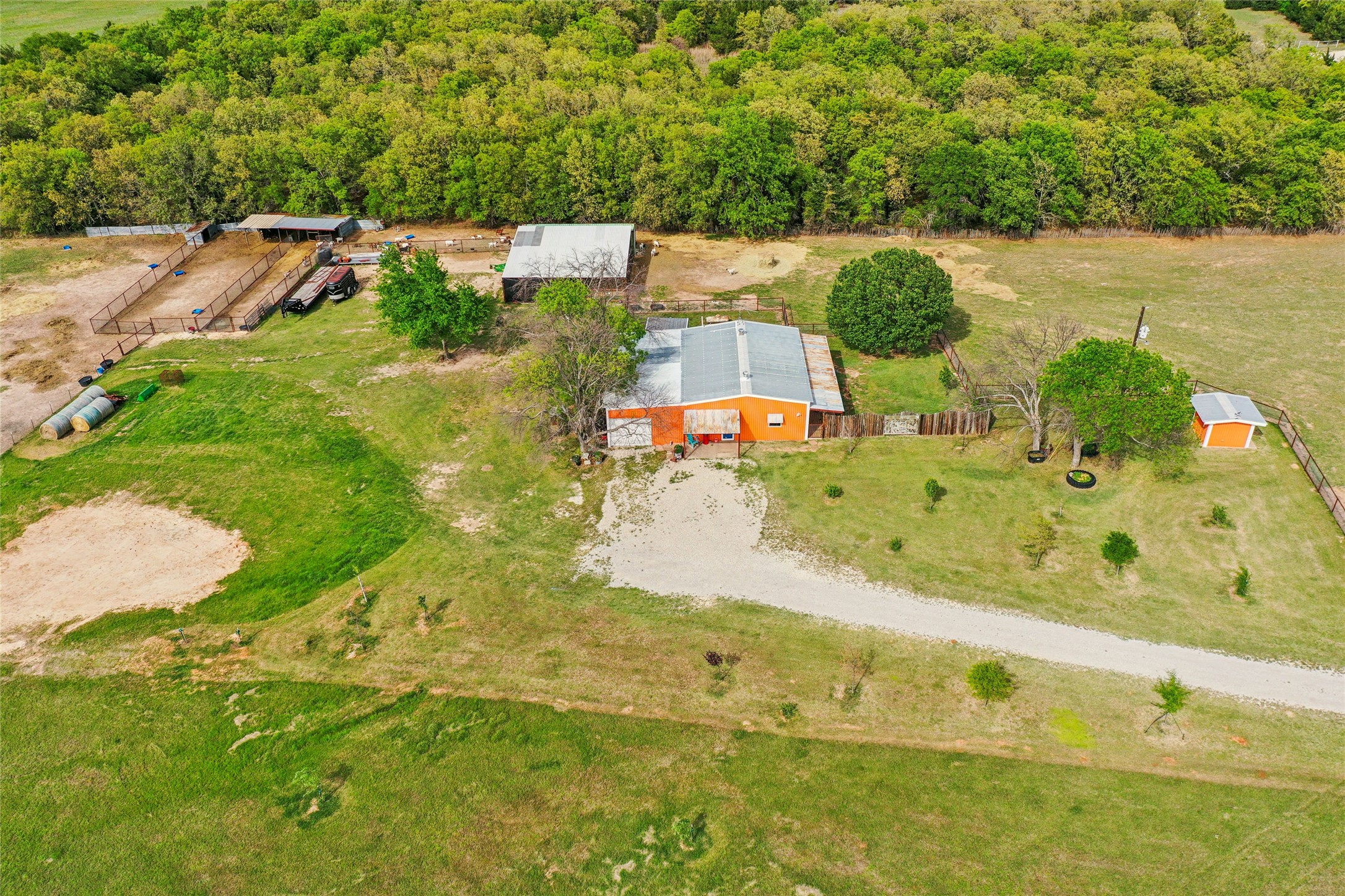 1406 N Johnson Loop Montague TX 76251
